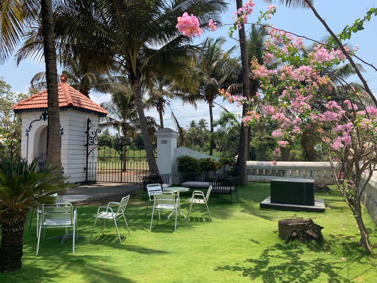 Chalet Saffron Goa Benaulim Esterno foto